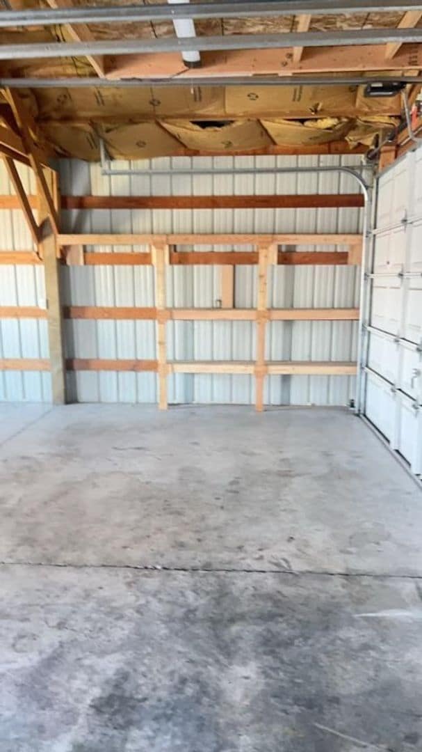 Building Photo - 2021 Grelle Ave