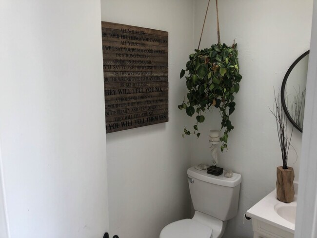 Ba 1 - 29233 HEATHERCLIFF Rd