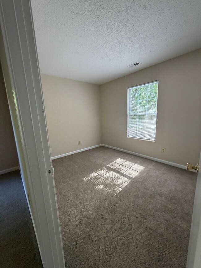 Building Photo - 12319 Stowe Acres Dr