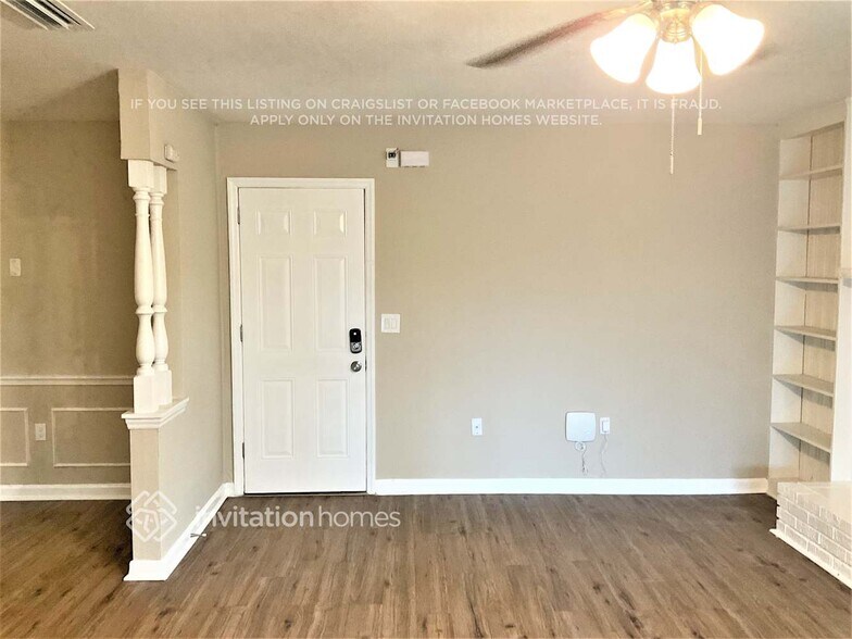 Building Photo - 711 Humber Ln