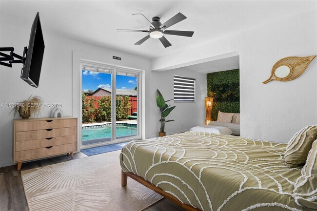 Building Photo - 5920 NE 2nd Terrace