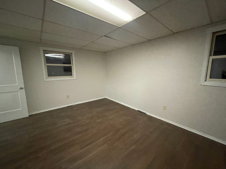 Building Photo - 6121 12th Ave