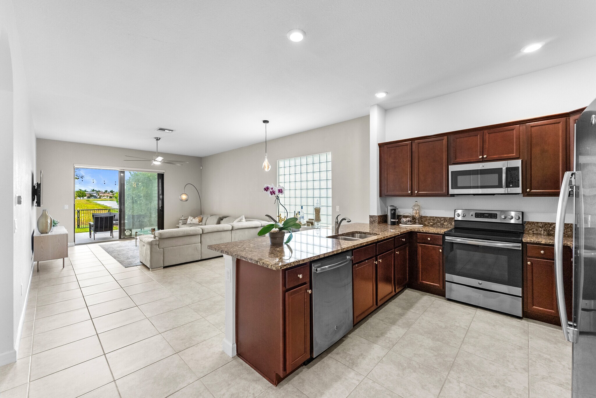 Building Photo - 5704 Sandbirch Way