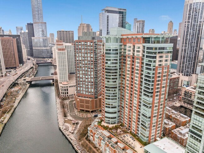 Building Photo - 415 E North Water St