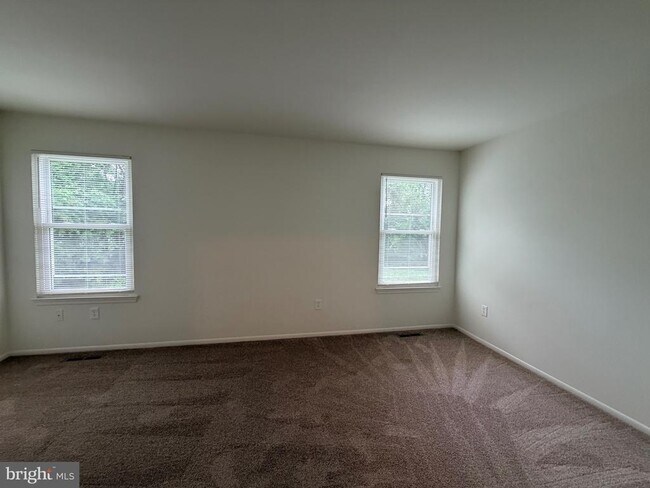 Building Photo - 6124 Majors Ln