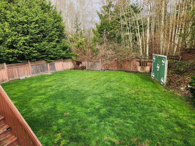 Building Photo - 533 40th St