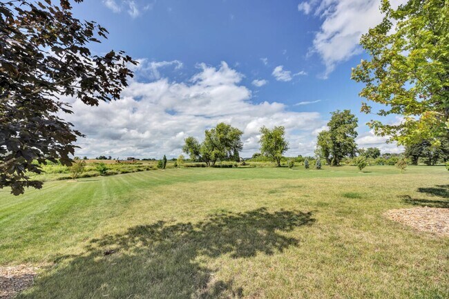 Building Photo - Executive Rental – Custom 5-Bedroom, 3.5-B...