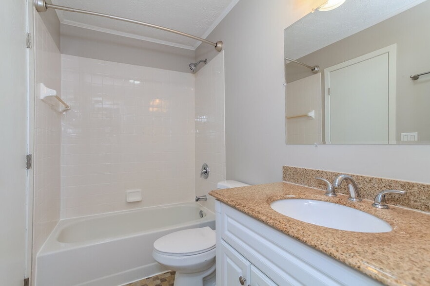 Building Photo - 3708 Fox Hunt Trail