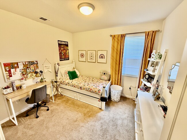 Building Photo - 614 Aromas Pl