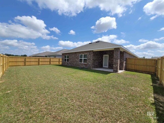 Building Photo - 14630 Dayton Cir