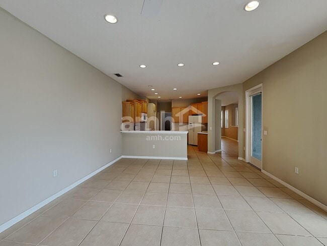 Building Photo - 767 Planters Manor Way