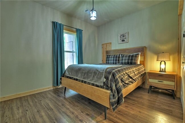 Building Photo - 298 Spindrift Ct