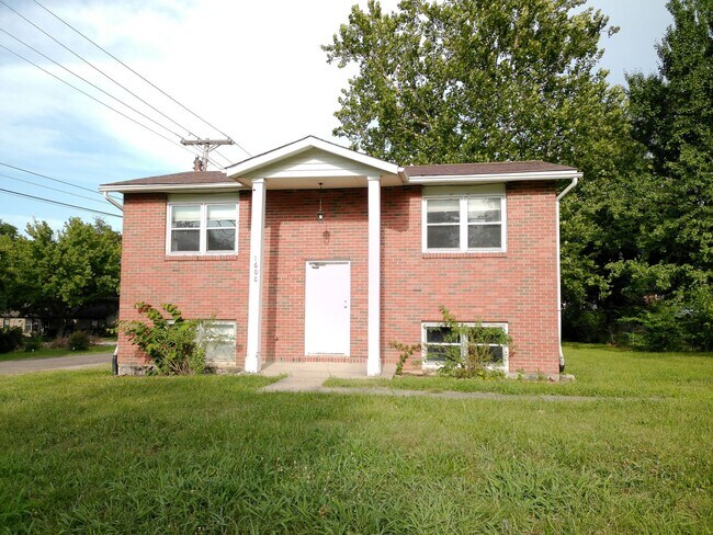 Primary Photo - 1608 Boyd Ln