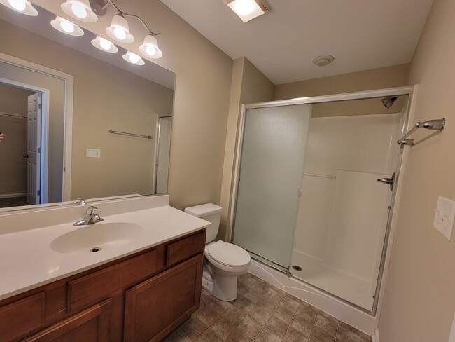 Building Photo - 63 Melrose Ct
