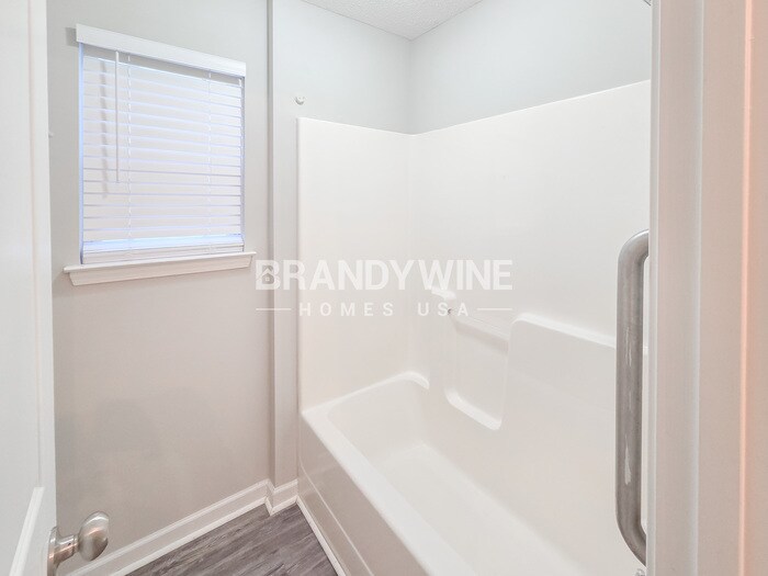 Building Photo - 153 Brasch Park Dr