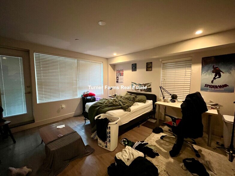 Building Photo - 24 Washburn St