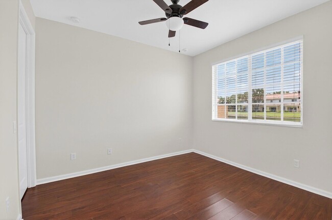 Building Photo - 7409 Sarentino Ln