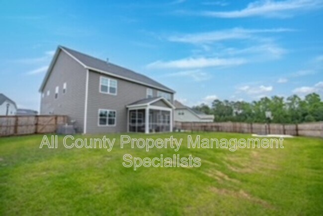 Building Photo - 673 Bellflower Ln