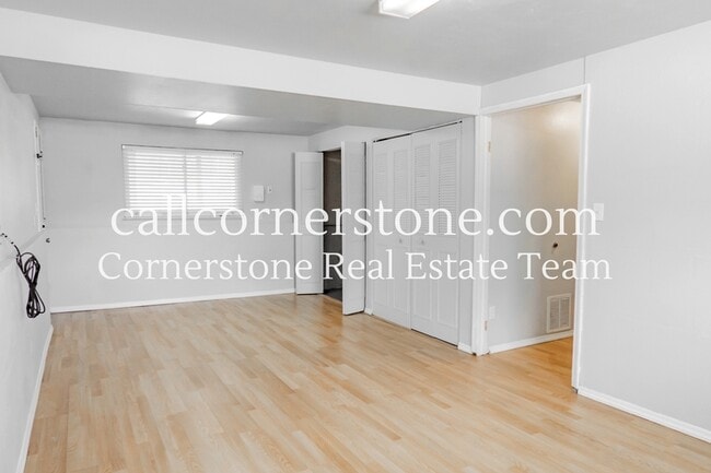 Building Photo - 4919 Sonata Dr