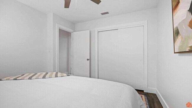 Building Photo - 209 Angelfish Ave.