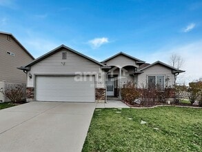 Building Photo - 171 Century Dr