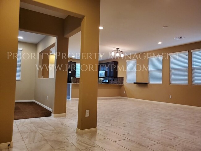 Building Photo - STUNNING SUMMERLIN HOME! 3 Bedroom ~ 2 1/2...