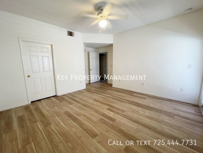 Building Photo - 6160 Rumrill St