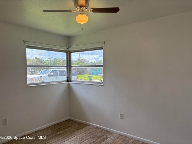 Building Photo - 2376 Dakota Dr