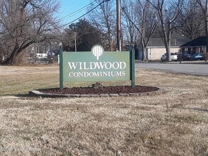 Building Photo - Renovated 2 BR 1.5 BA in Wildwood