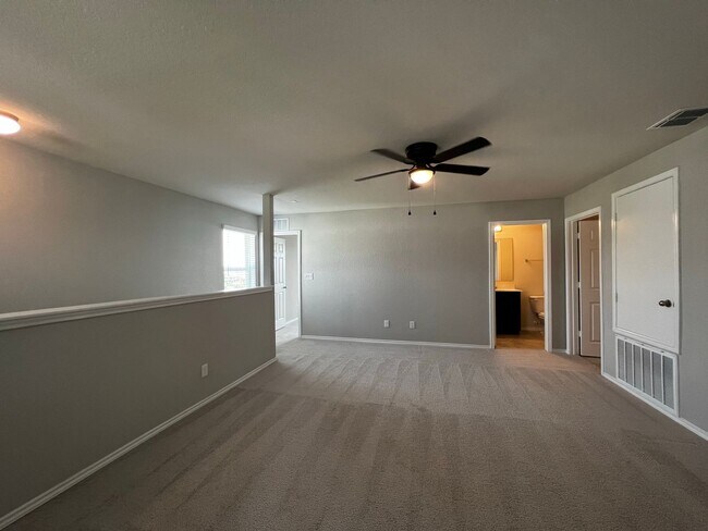 Building Photo - Elegant home in Davis Ranch- 4 Bedroom/ 3 Bathroom