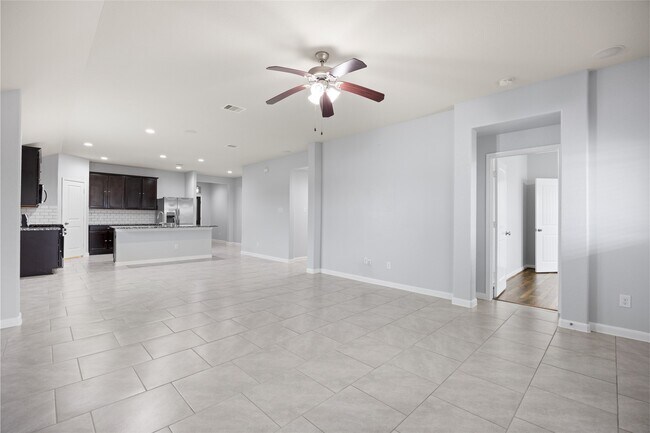 Building Photo - 18223 Mulberry Spring Cir