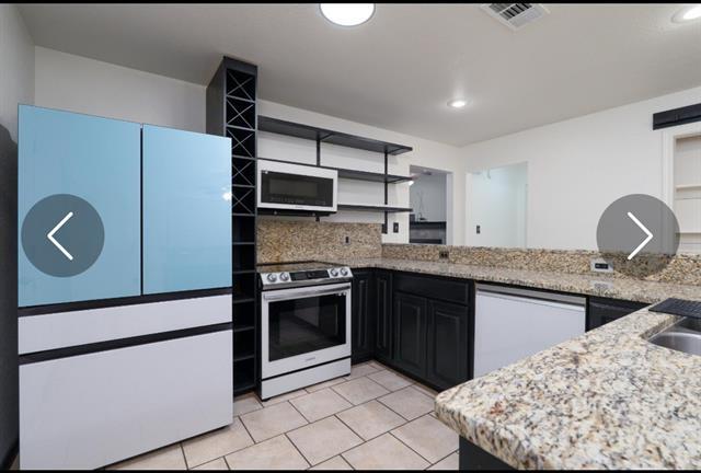 Building Photo - 7950 Starlight Dr