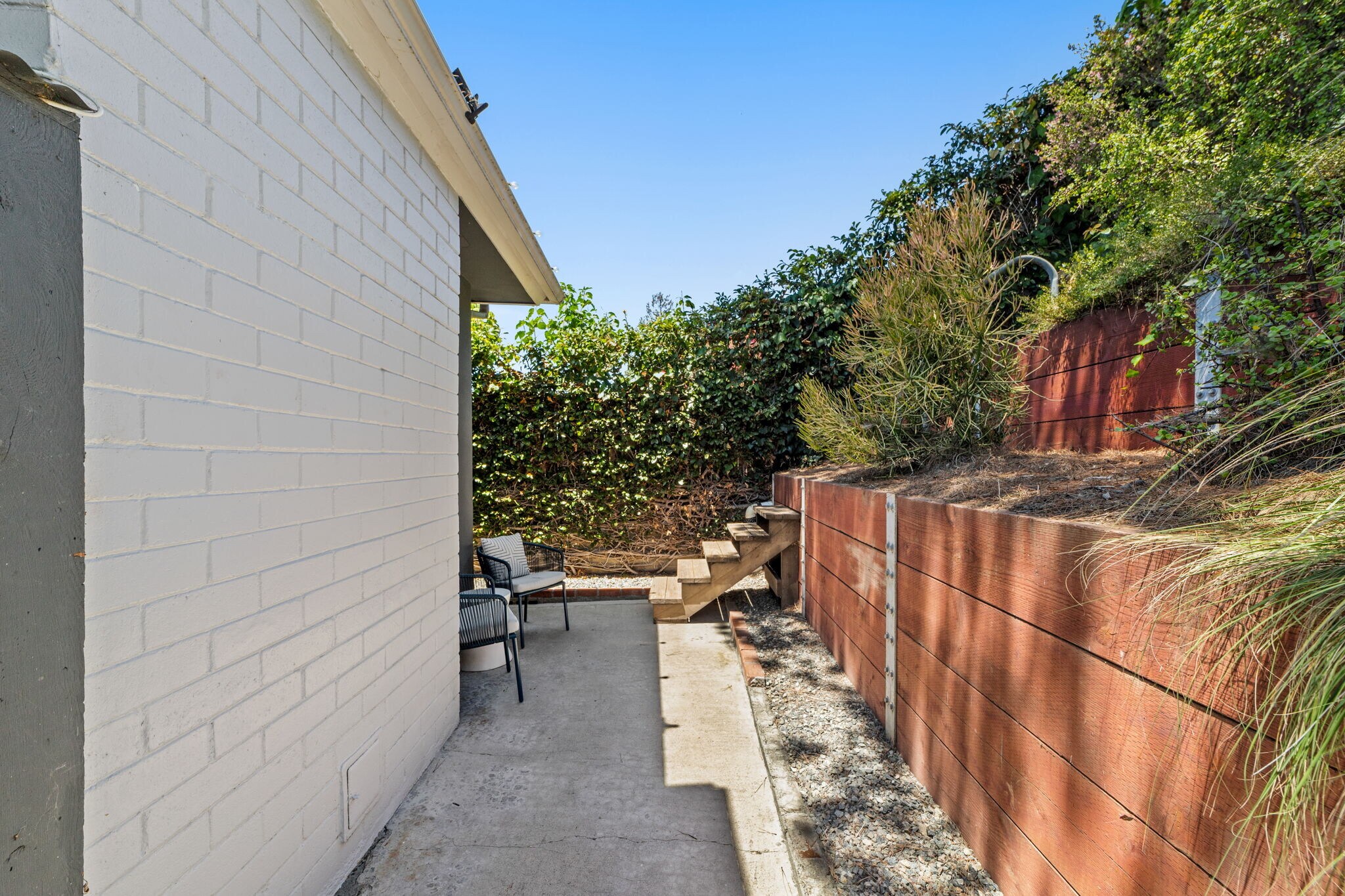 Building Photo - 4759 Baylor Dr