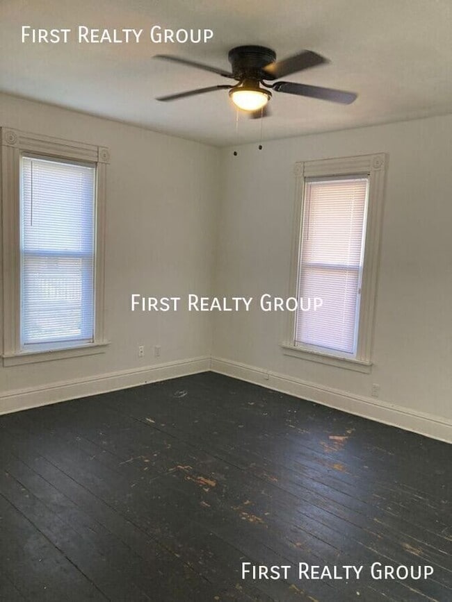 Building Photo - 519 1/2 Ann Street-