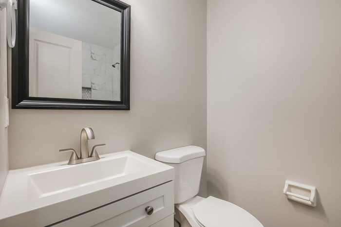 Building Photo - 108 Edythe Ct