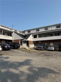 Building Photo - 444 Woodward Rd