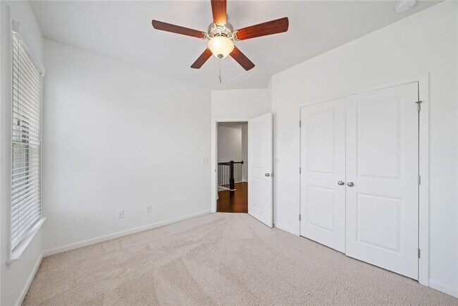 Building Photo - 4232 Hickory Pne Aly