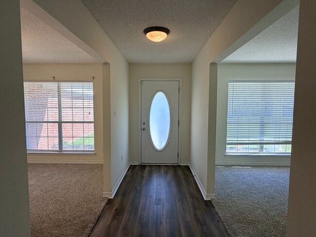 Building Photo - 15171 Haversham Pl