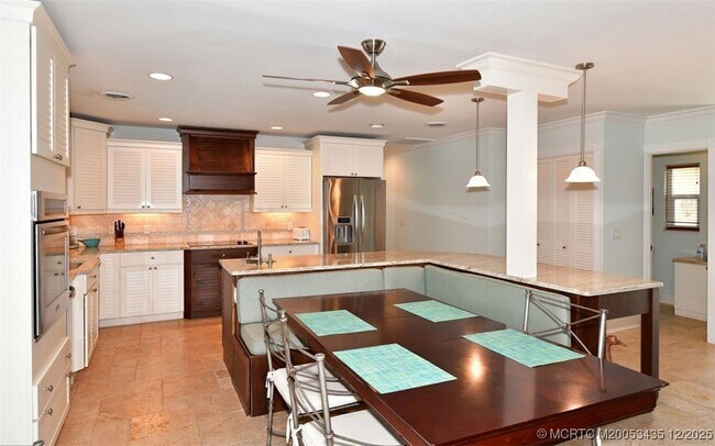 Building Photo - 513 Gunwale Ln