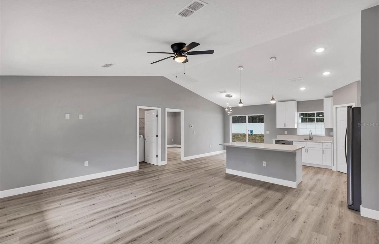 Building Photo - 15145 SW 65th Avenue Rd