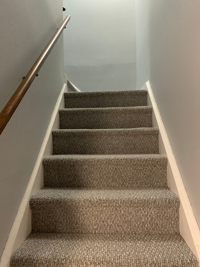 Building Photo - 231 Canal Park Dr