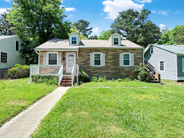 Front Elevation - 224 Virginia Ave