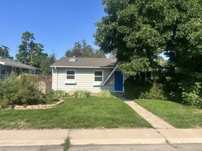 Building Photo - 2985 S Pennsylvania St