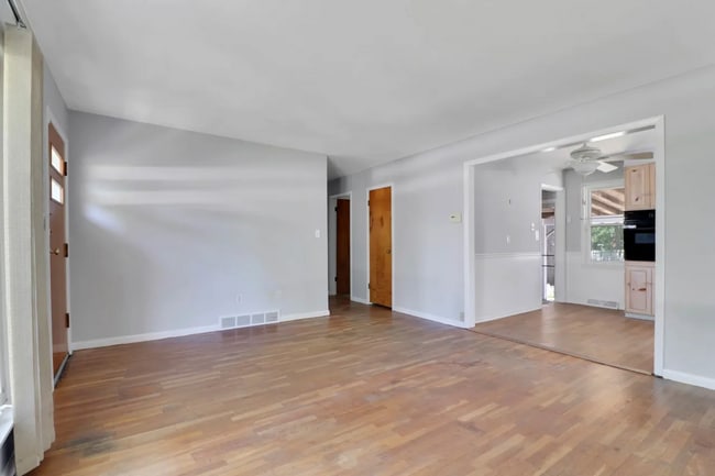 Building Photo - Get $750 off your security deposit!
