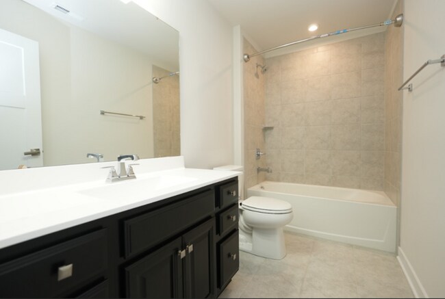 Building Photo - 3BR 2.5BA Home w/Resort Style Amenities at The Mills at Rocky River