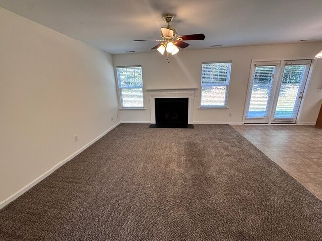Building Photo - Classic 4-Bedroom Home in McKinley Mill