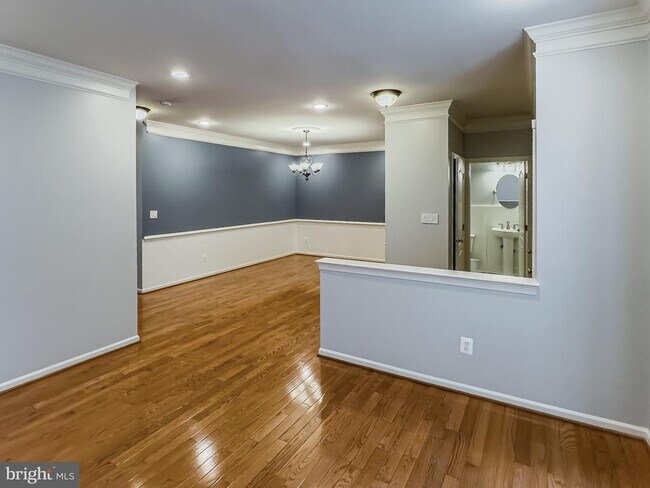 Building Photo - 43263 Somerset Hills Terrace