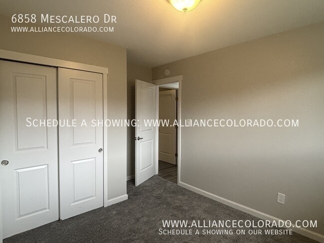 Building Photo - 6858 Mescalero Dr