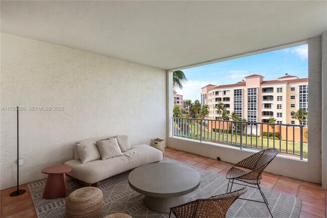 Building Photo - 705 Crandon Blvd