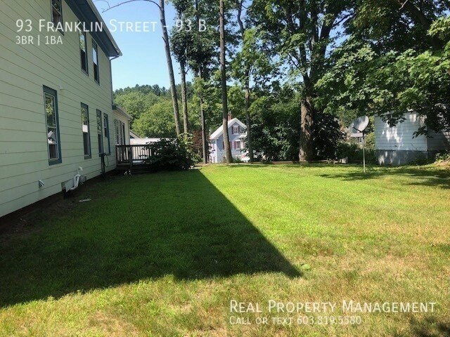 Building Photo - Spacious 3 Bedroom Duplex in Somersworth!